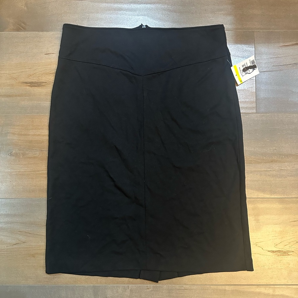 Halogen Basic black skirt